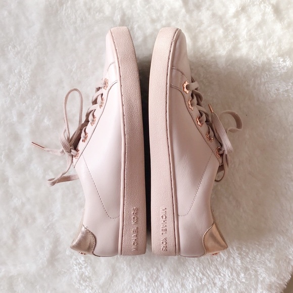 Michael Kors Irving Soft Pink Leather Rose Gold Lace Up Sneakers - Picture 9 of 11